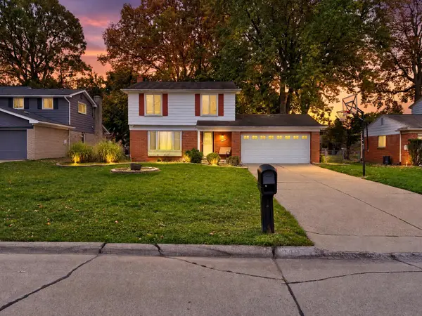 24935 Thorndyke Street, Southfield, MI 48033