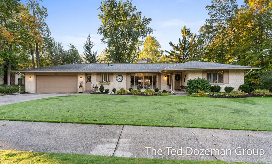 1182 Euna Vista Drive, Holland, MI 49423 - #2