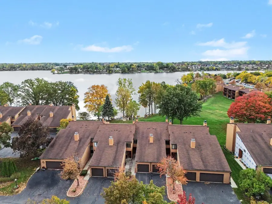 48181 Bayshore Drive, Belleville, MI 48111 - #3