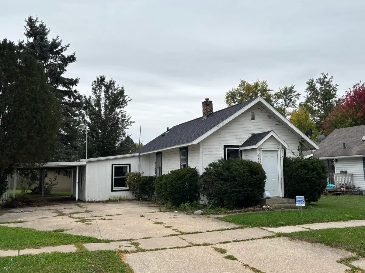 703 E Lafayette Street, Sturgis, MI 49091 - #1