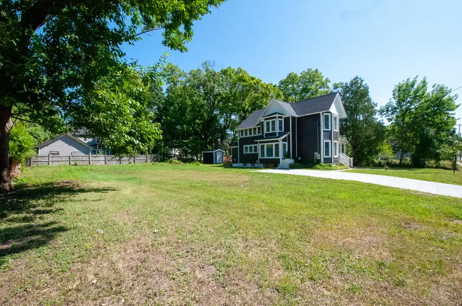 172 W Manchester Street, Battle Creek, MI 49037 - #3
