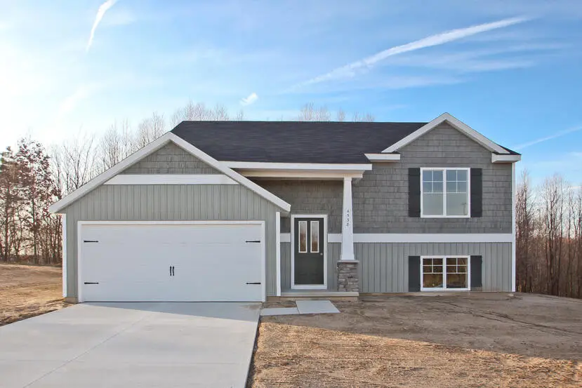 4224 Old Farm Drive, Wayland, MI 49348 - #2