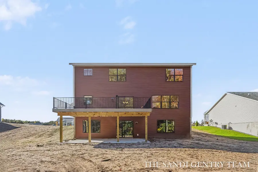 6308 Sturgeon Run, Muskegon, MI 49444 - #2