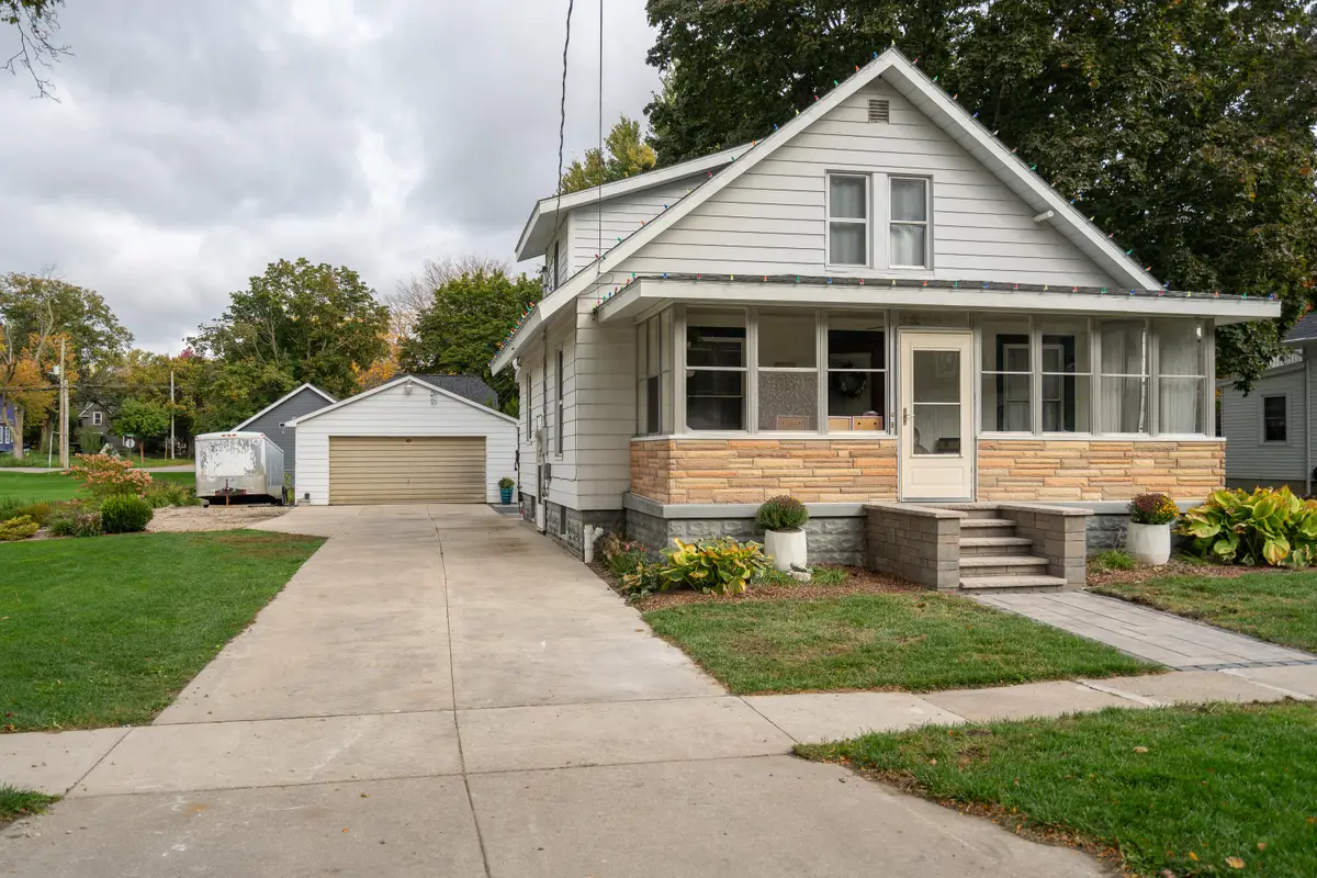 503 E Main Street Se, Caledonia, MI 49316 - #1