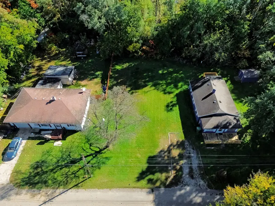 892 Sullivan Avenue, Niles, MI 49120 - #3