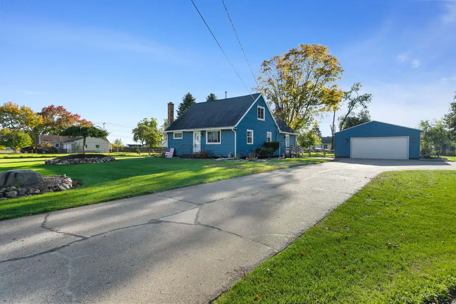 68958 Claire Street, Edwardsburg, MI 49112 - #3