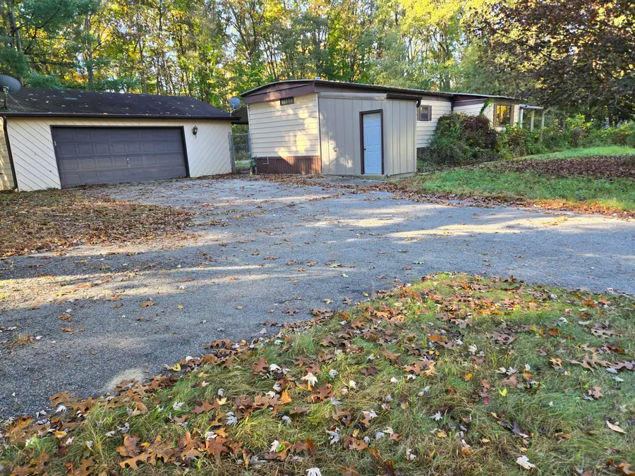 590 Vass Avenue, Battle Creek, MI 49014 - #2