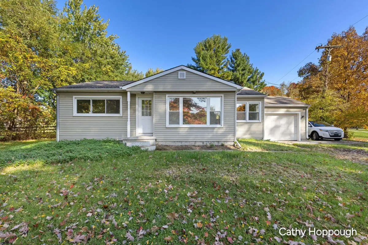 2794 W Bluewater Highway, Ionia, MI 48846 - #1