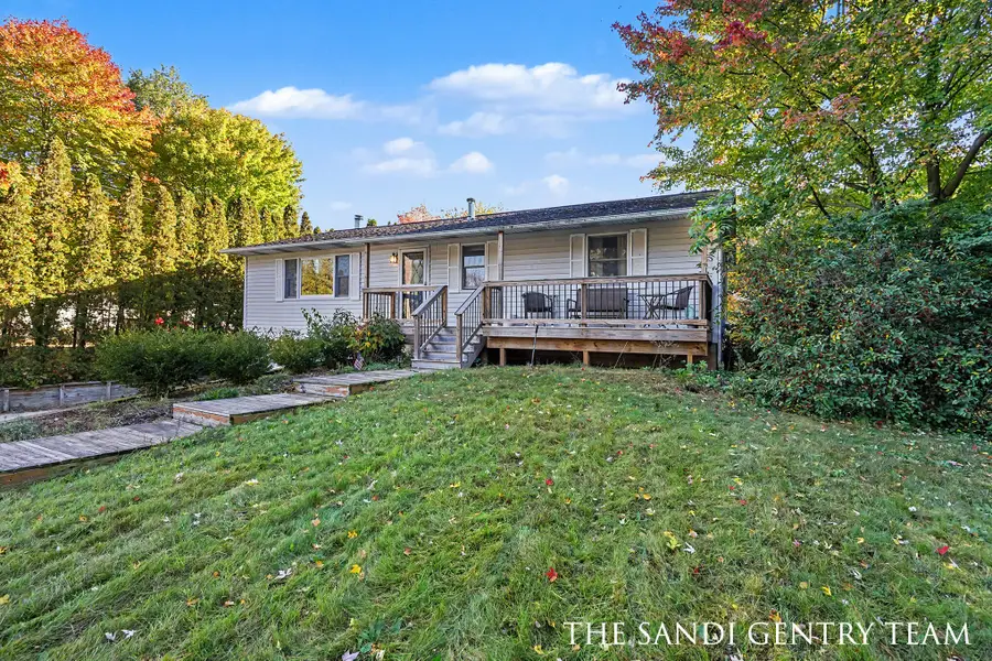14734 160th Avenue, Grand Haven, MI 49417 - #2