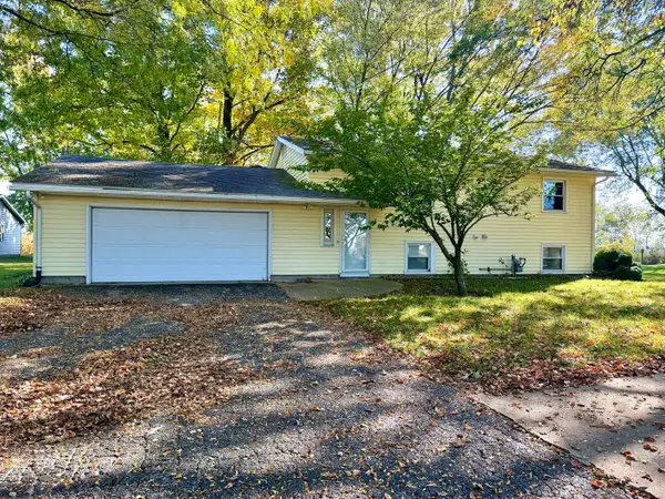 1628 S Lakeview Avenue, Sturgis, MI 49091