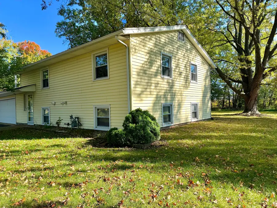 1628 S Lakeview Avenue, Sturgis, MI 49091 - #3