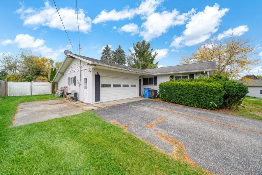 275 Normandy Drive, Onsted, MI 49265 - #2