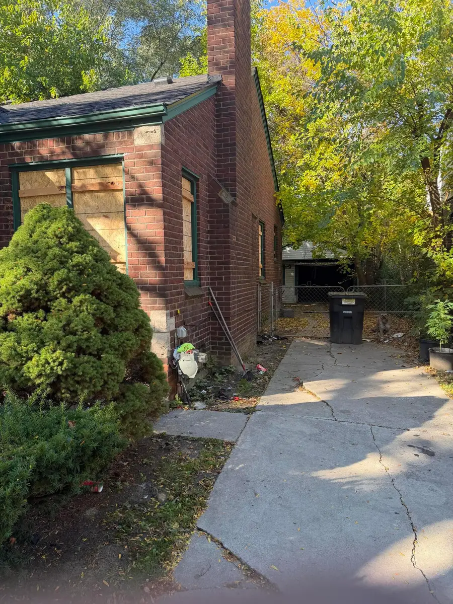 8227 Coyle Street, Detroit, MI 48228 - #2