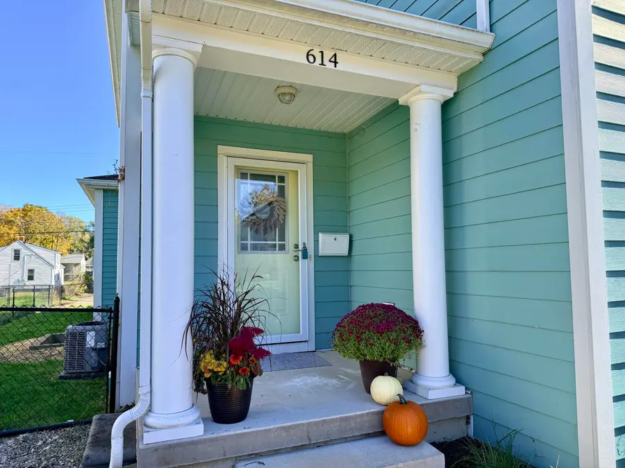 614 Virginia Avenue, East Lansing, MI 48823 - #3
