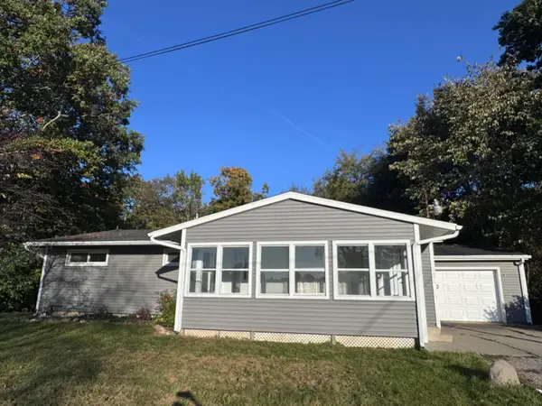 2873 Wolf Creek Highway, Adrian, MI 49221