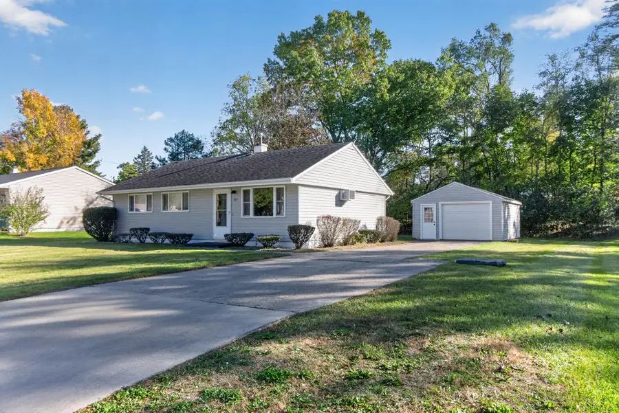 265 Amherst Street, Jackson, MI 49203 - #3