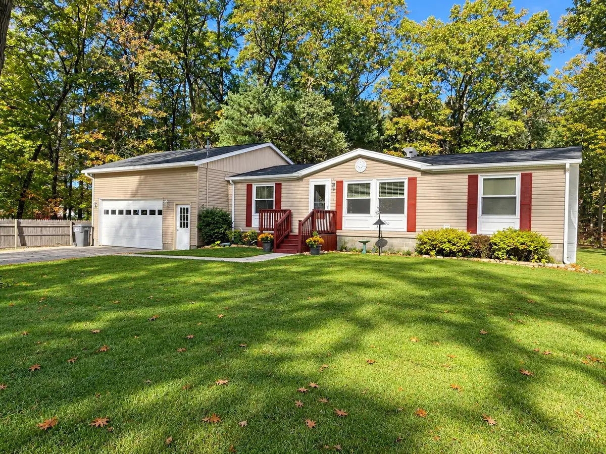 6049 S Hemlock Ridge Trail, Muskegon, MI 49442 - #1