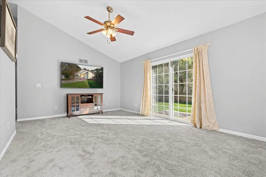 10328 N Antcliff Road, Fowlerville, MI 48836 - #3