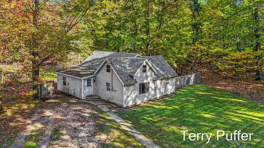 1466 N Scenic Drive, Muskegon, MI 49445 - #2
