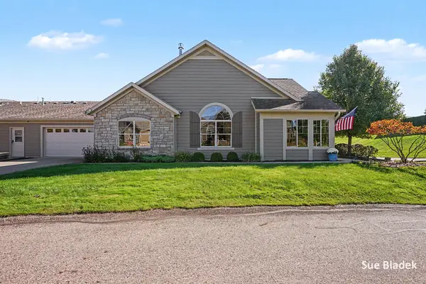 1201 Riverview Drive, Holland, MI 49423