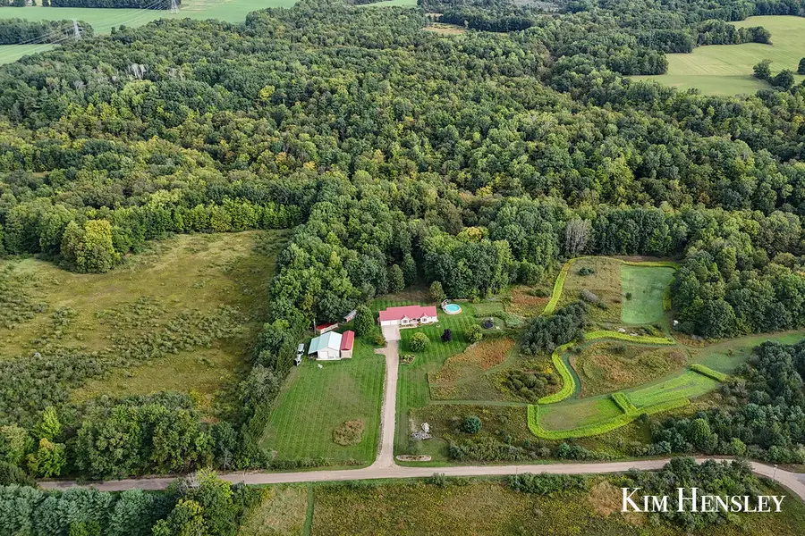 9177 W 112th Street #1 & 2, Twin Lake, MI 49457 - #3