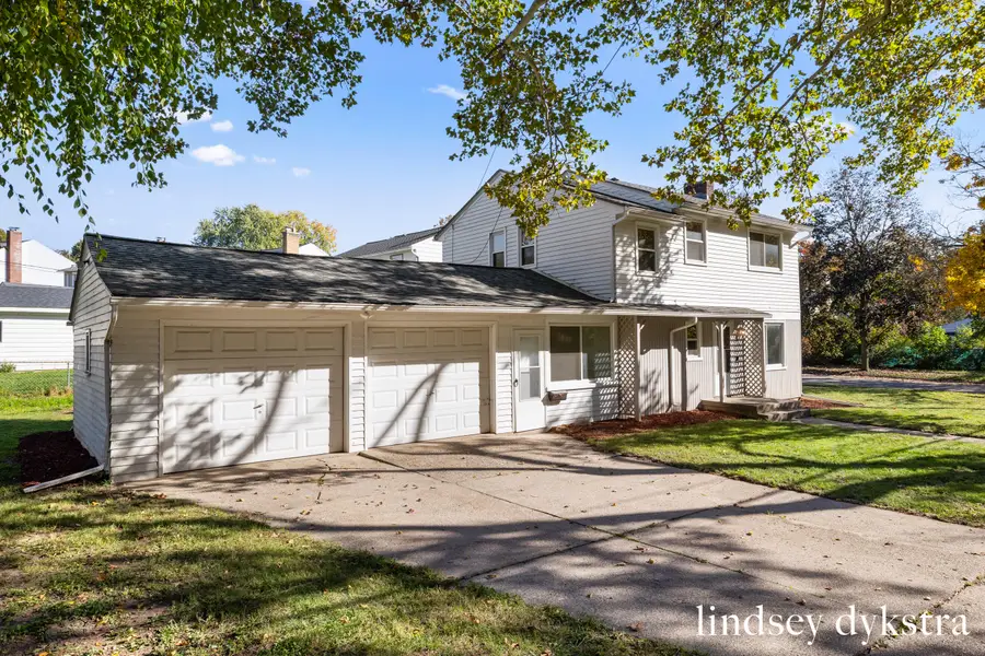 1842 Diamond Avenue Ne, Grand Rapids, MI 49505 - #2