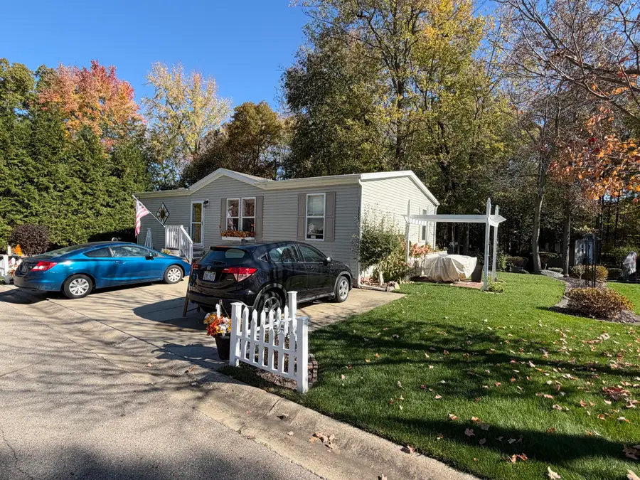 3353 Buckthorn Circle, Jackson, MI 49201 - #2