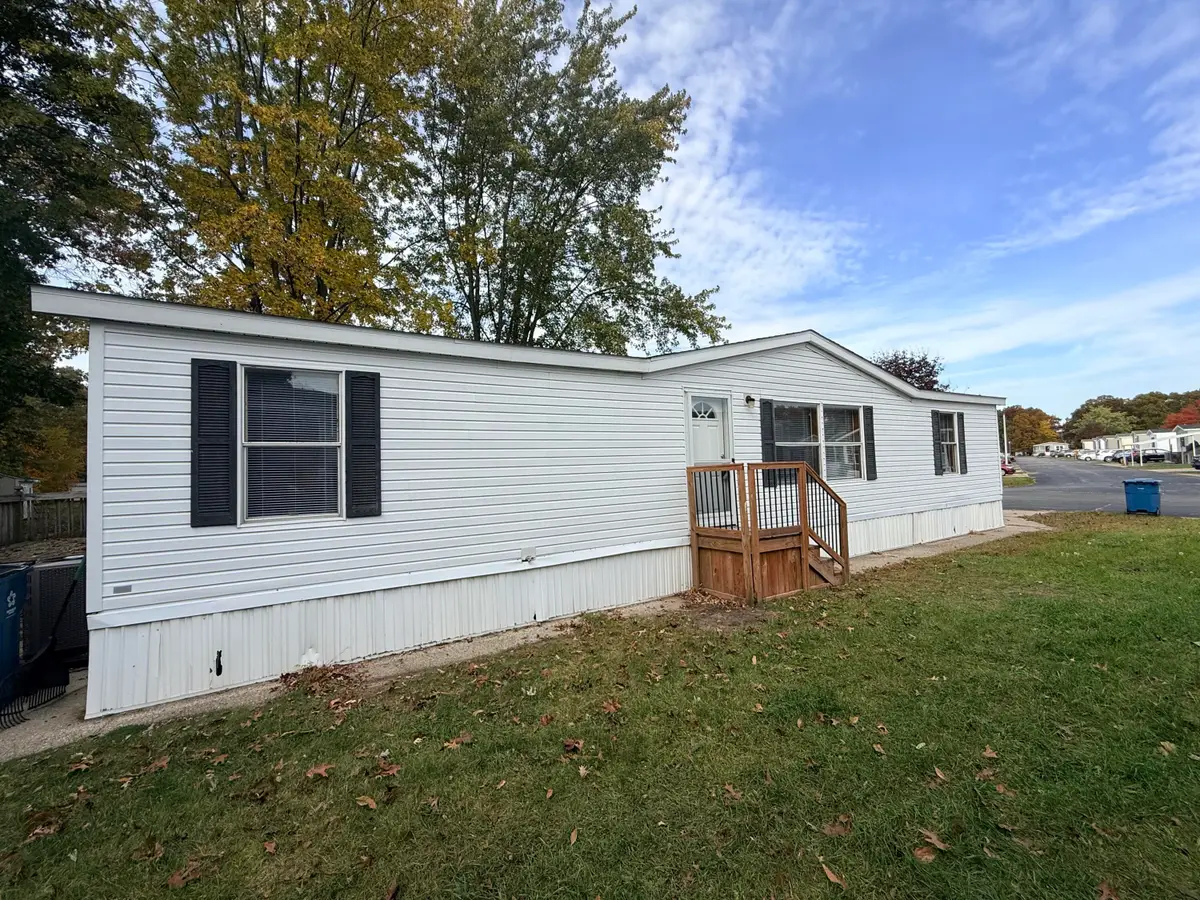 1481 Kenora Street, Norton Shores, MI 49444 - #1