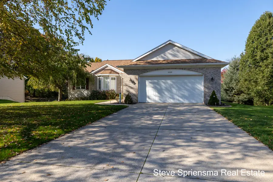 6269 Wynestone Court, Hudsonville, MI 49426 - #2