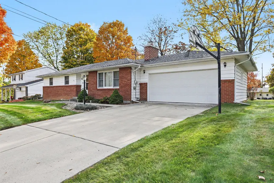 406 E Charles Street, Hastings, MI 49058 - #3
