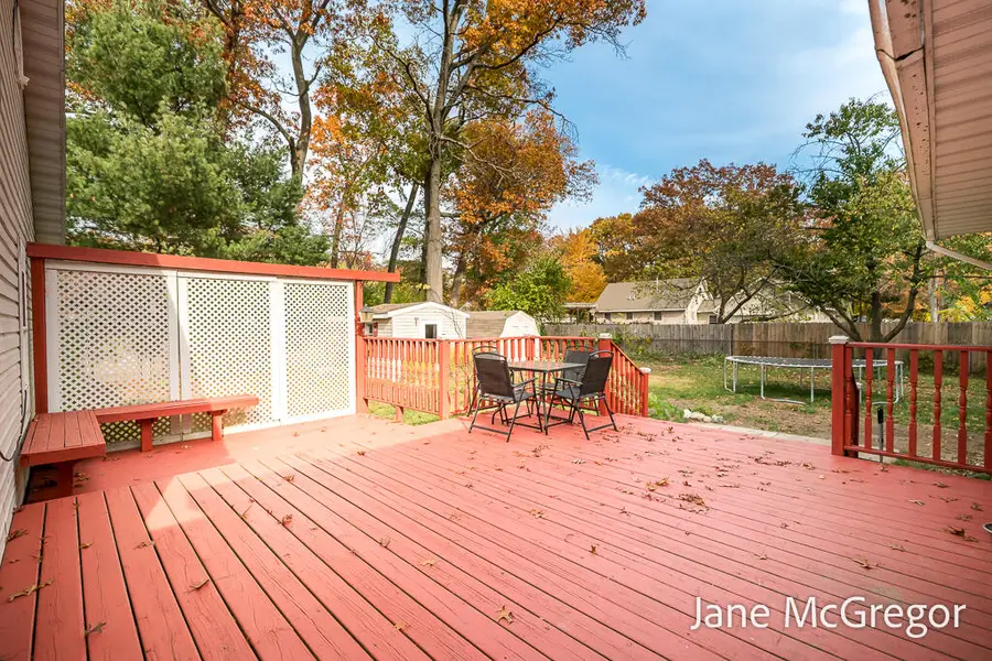 38 N Stewart Street, Muskegon, MI 49442 - #3