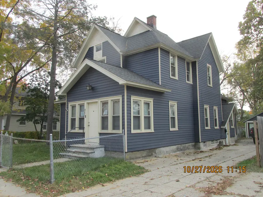 401 Monroe Avenue, Muskegon, MI 49441 - #3