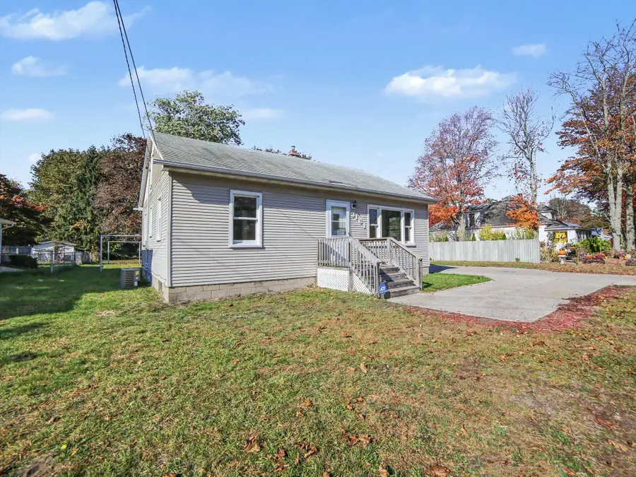 3161 Mccracken Street, Norton Shores, MI 49441 - #3