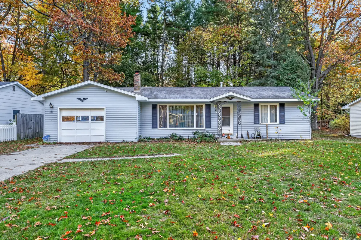 525 E Muskegon Avenue, Whitehall, MI 49461 - #1