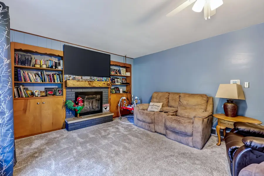 525 E Muskegon Avenue, Whitehall, MI 49461 - #3