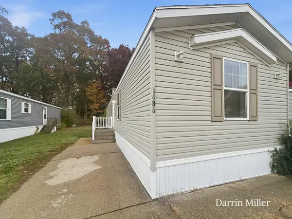 1480 Sarnia Street, Norton Shores, MI 49444