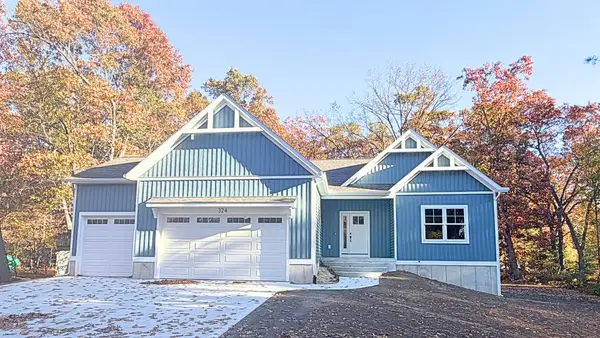 324 Hazelwood Court, Muskegon, MI 49442