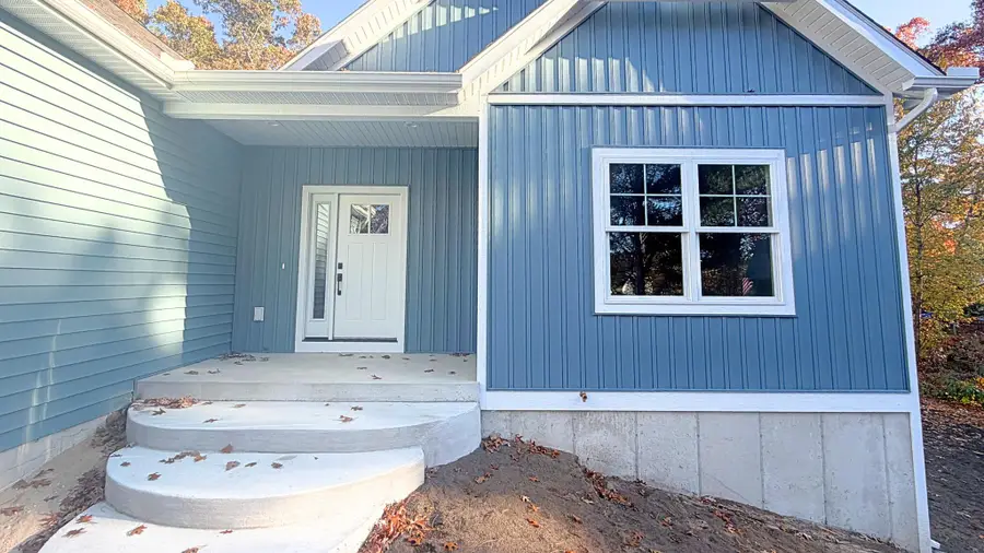 324 Hazelwood Court, Muskegon, MI 49442 - #2
