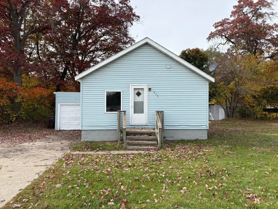 839 S Sheridan Drive, Muskegon, MI 49442 - #2