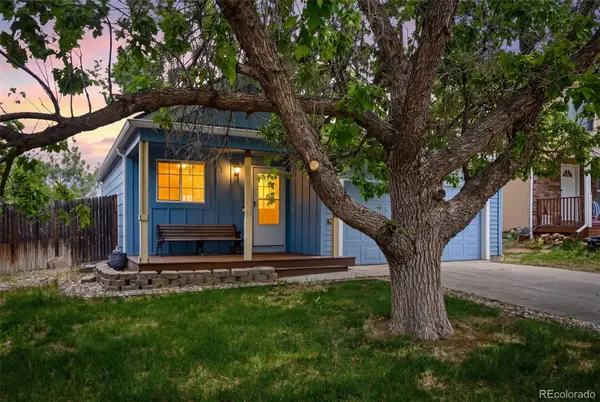9933 Fairwood Street, Littleton, CO 80125