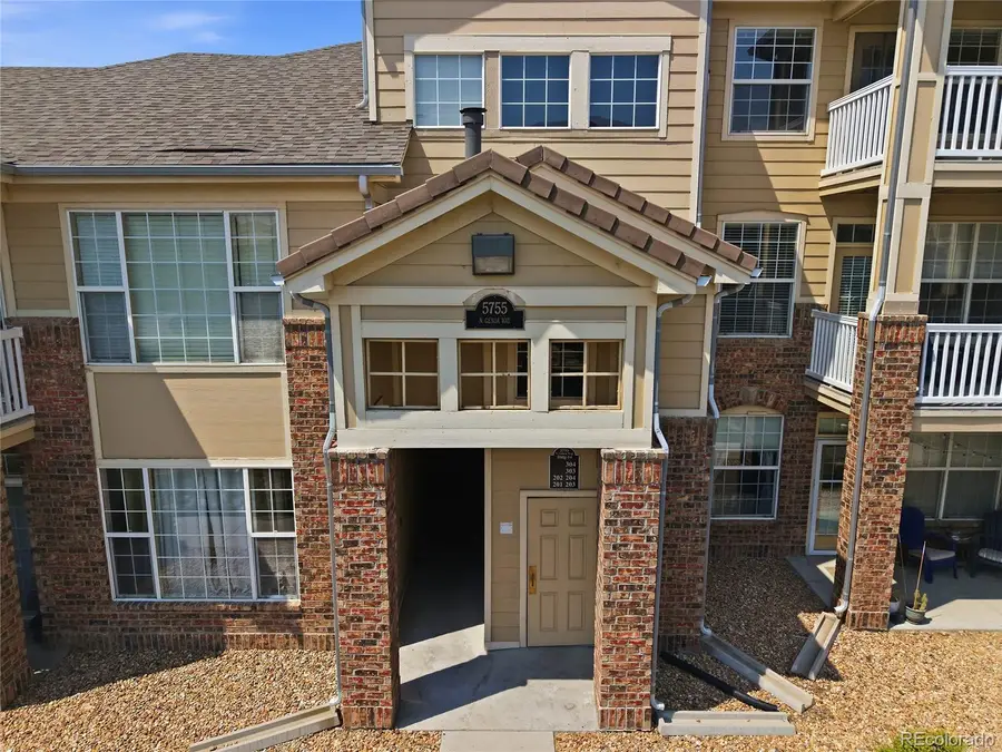 5755 N Genoa Way #14-303, Aurora, CO 80019 - #3