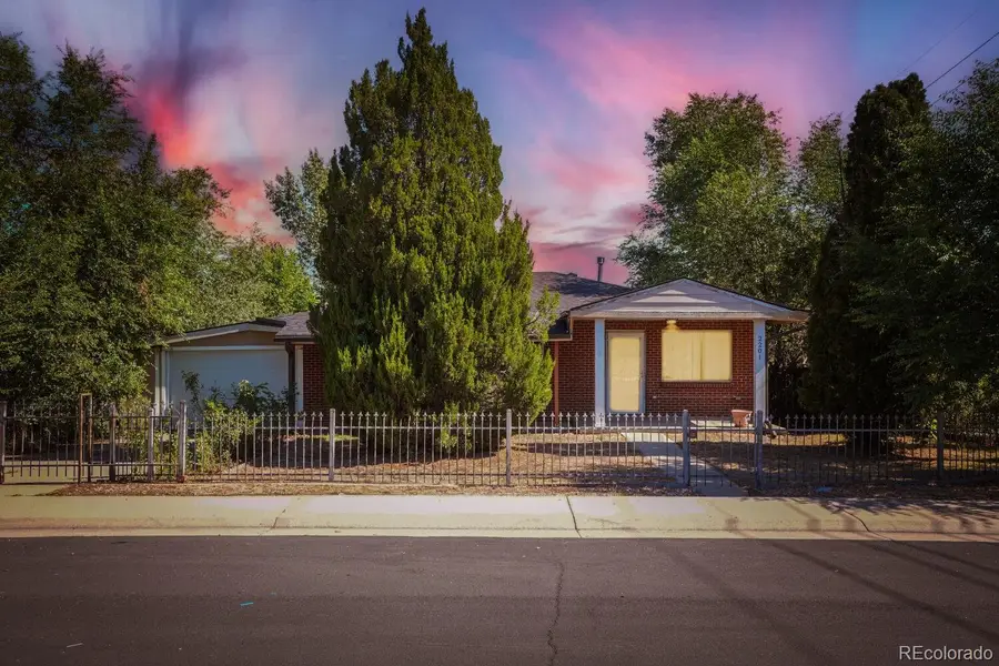 2201 W 55th Avenue, Denver, CO 80221 - #2