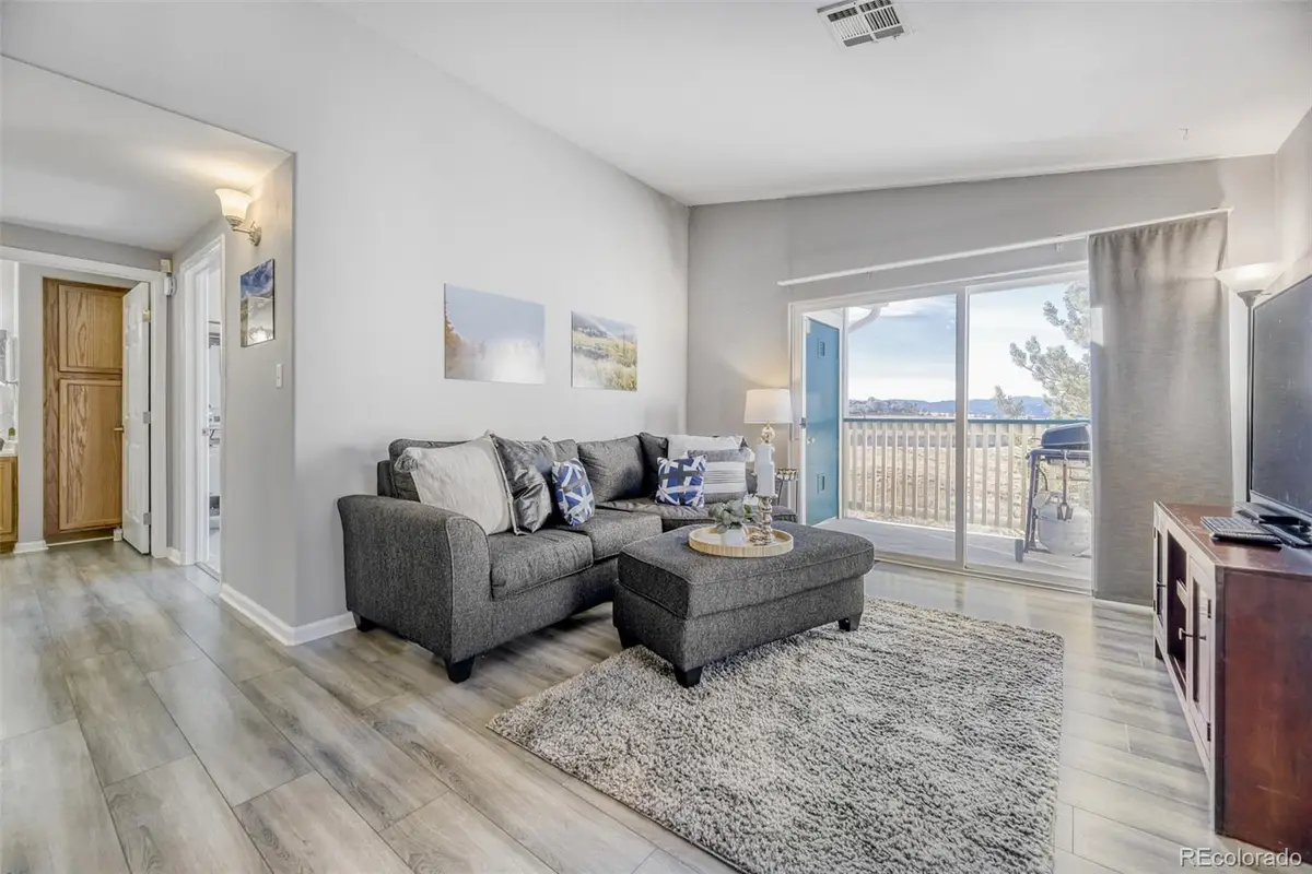 8425 Pebble Creek Way #201, Highlands Ranch, CO 80126 - Image #1