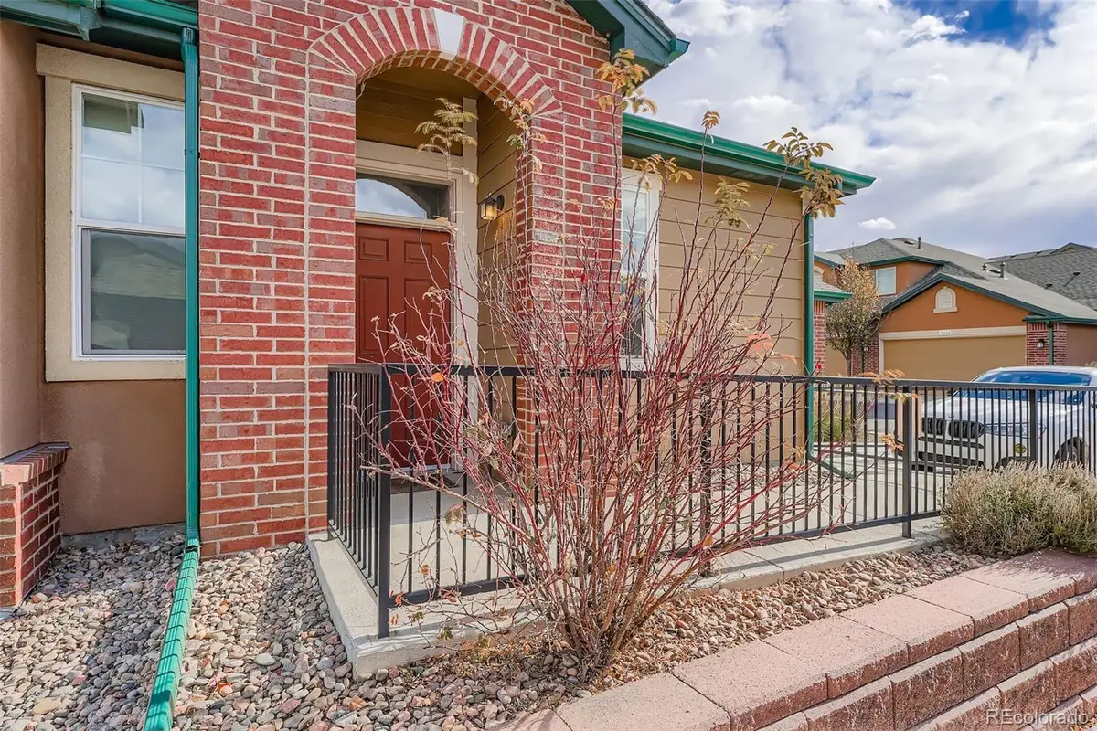 15233 E 16th Drive, Aurora, CO 80011 - Image #1