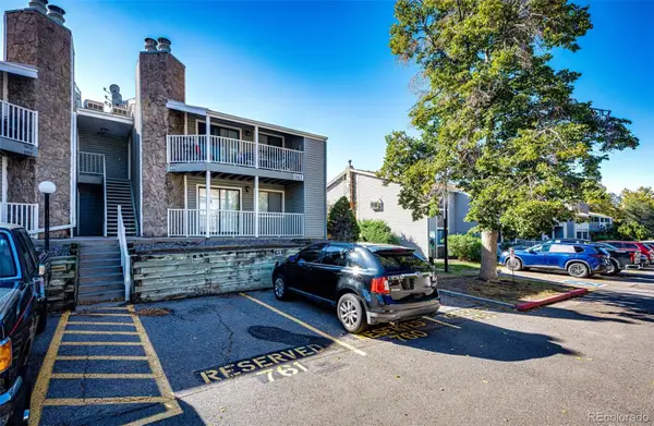 941 S Walden, Aurora, CO 80017