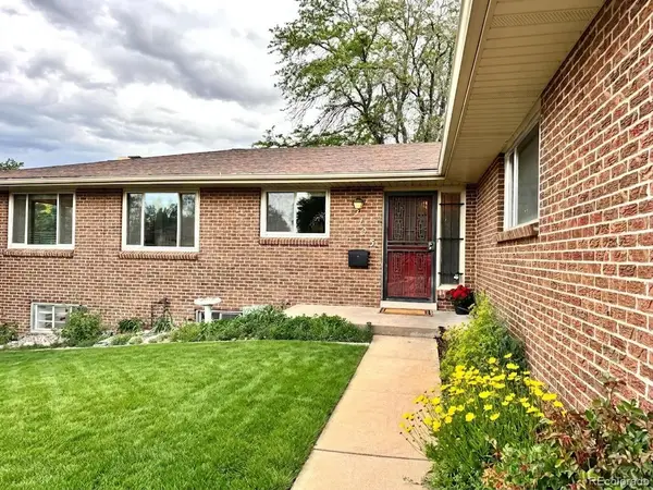 2723 S Fenton Street, Denver, CO 80227