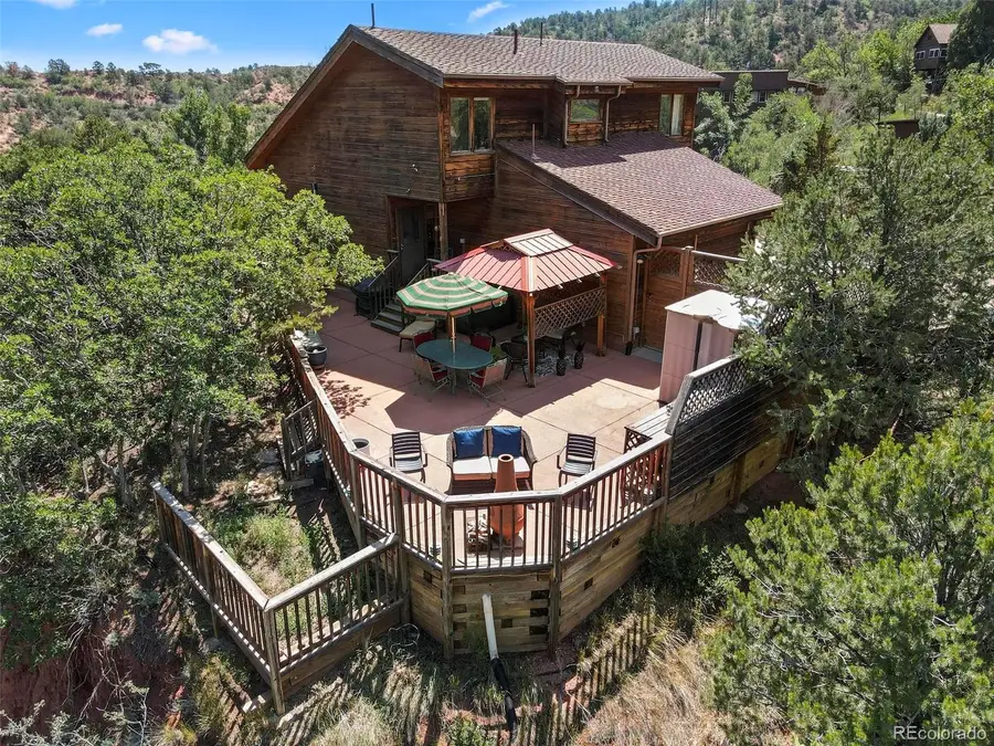 209 Peakview Boulevard, Manitou Springs, CO 80829 - #3