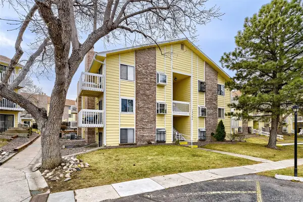 12502 E Cornell Avenue #102, Aurora, CO 80014