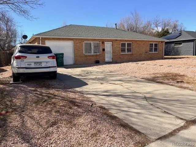 881 Tucson Street, Aurora, CO 80011 - #2