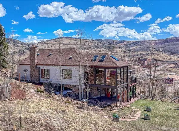 224 W Warren Avenue, Cripple Creek, CO 80813